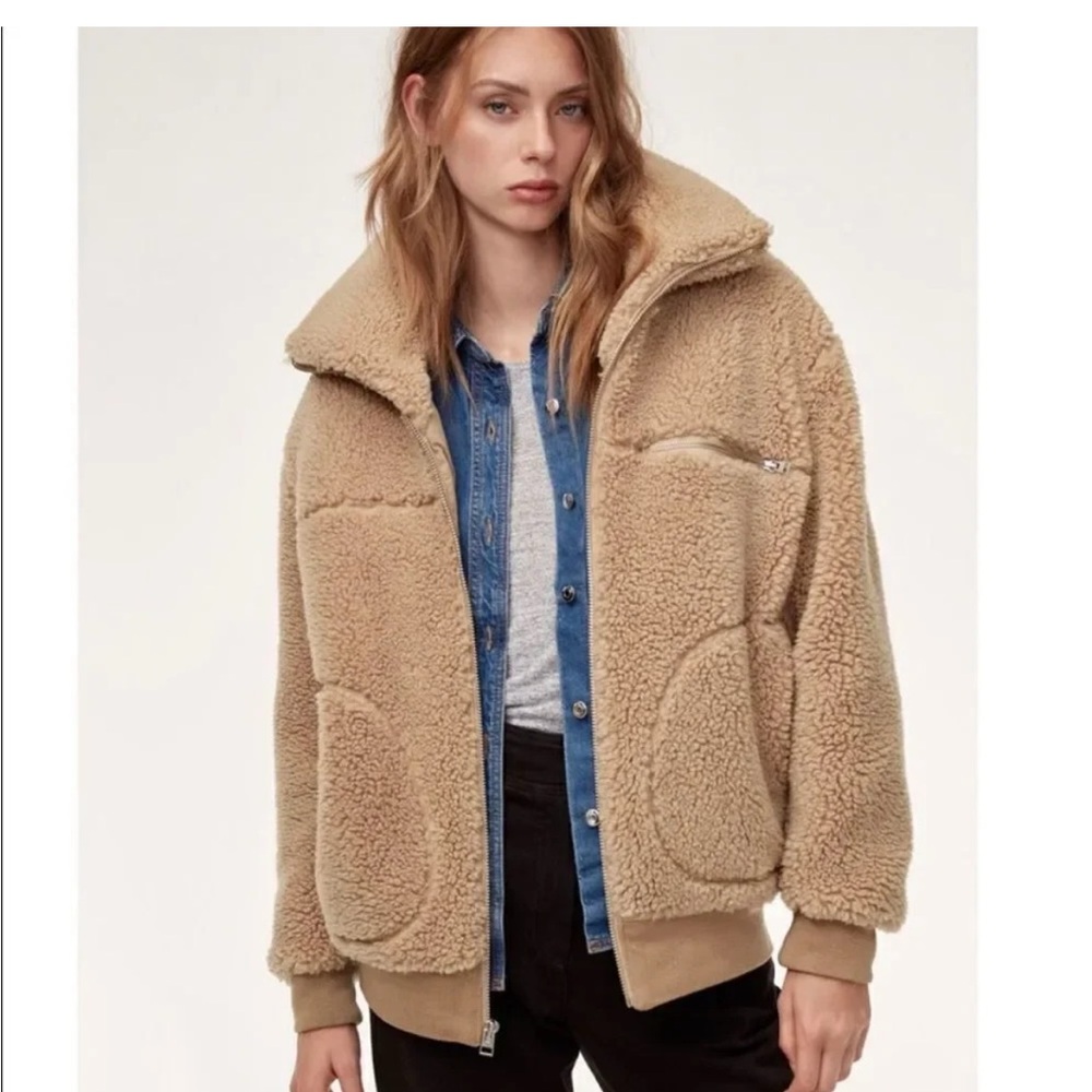 Aritzia Wilfred Beige Teddy Jacket